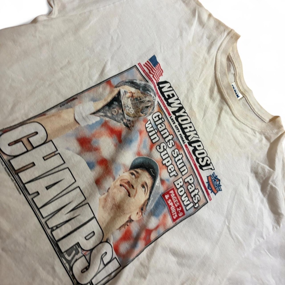 Gildan New York Post Super Bowl Giants Champs Graphic Tee White Large